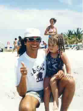El tio Georgeo y su sobrina Nicole en la Isla de Coche